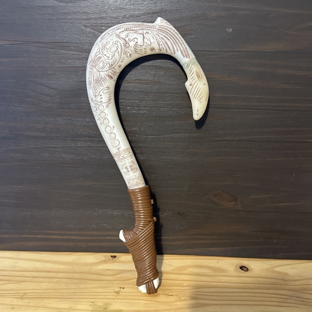 Disney Moana Maui's Magical Fish Hook Motion Lights & Sound Toy Jakks Pacific